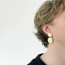 Load image into Gallery viewer, Brass Cobble Earrings