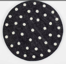 Load image into Gallery viewer, WOOL FELT Seat Pad | various | Dot