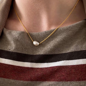 Lines + Current | Emelia Pearl Chain Necklace | Various Colours