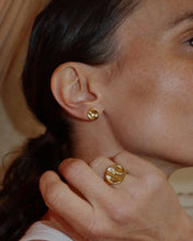 Load image into Gallery viewer, Lines + Current Océane Disc Earrings | various colours