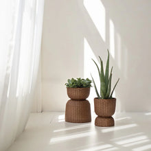 Load image into Gallery viewer, Twist Diablo Planter - Sienna | Medium