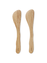 Load image into Gallery viewer, Ferm Living | Cairn Butter Knives | Oak | Set of 2