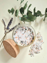 Load image into Gallery viewer, Botanical Mineral Bath Salts "Serenity" - BTS CONCEPT STORE