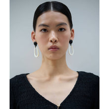 Load image into Gallery viewer, Oval link horn drop earring - Brown Natural - BTS CONCEPT STORE