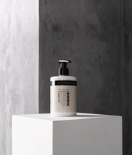 Load image into Gallery viewer, HUMDAKIN Hand Lotion 03 - Peony + Cranberry - BTS CONCEPT STORE