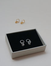 Load image into Gallery viewer, Lines + Current Frieda interlocked ring earrings