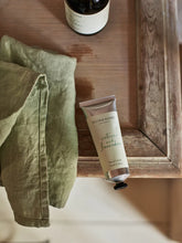 Load image into Gallery viewer, Plum &amp; Ashby | Vetiver + Lavender Hand Cream