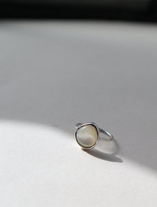 Lines + Current Sigrid Shell Ring